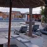 公寓式酒店 Naxos Summerland 3*