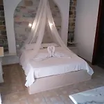 Naxos Summerland