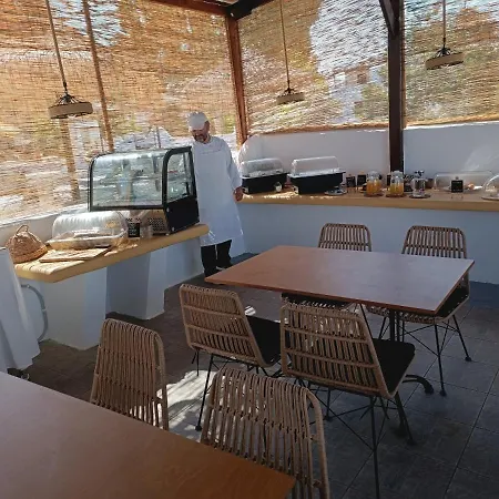 Naxos Summerland 3*