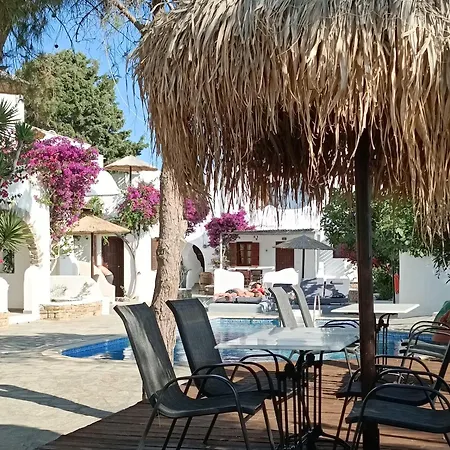 公寓式酒店 Naxos Summerland 3*