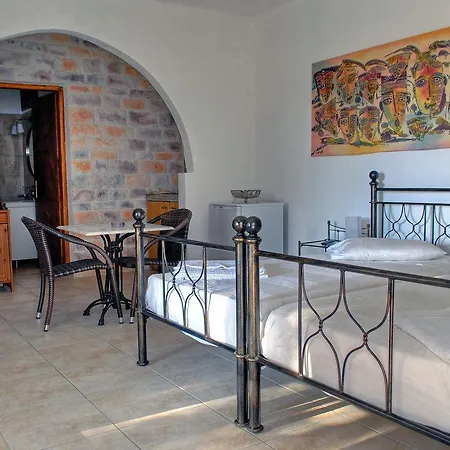 公寓式酒店 Naxos Summerland 3*