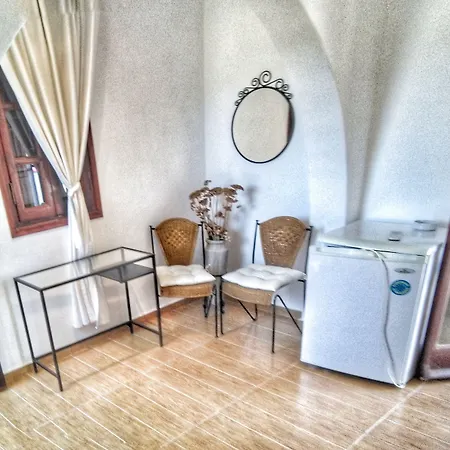 アパートホテル Naxos Summerland Kastrákion