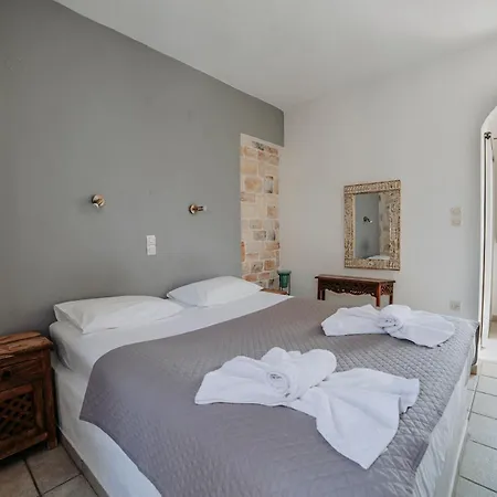 Naxos Summerland 公寓式酒店 Kastrákion