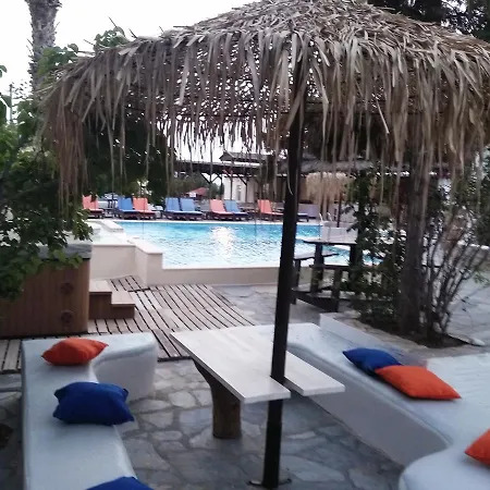 Naxos Summerland 3*